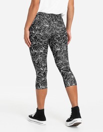 takko -   3/4. 82235591140208