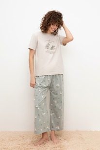 Very Neat    20126/,