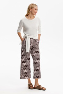 Very Neat    4135/-,