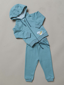   23.12  Batik       (067_24) 067_