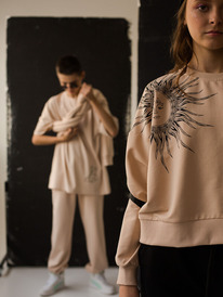   23.12  Batik  (018_) 018_ 