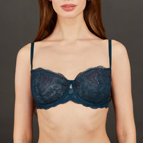   15.12  Alisee  Mon amour 770239  