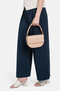 outletcity HUGO Schultertasche Madyson beige