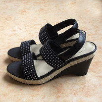 ��������� Ash, ������� - ����, ������� 35  39,  2 ����� �� �����