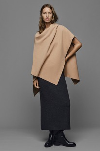zara EINFARBIGE STRICK-CAPE